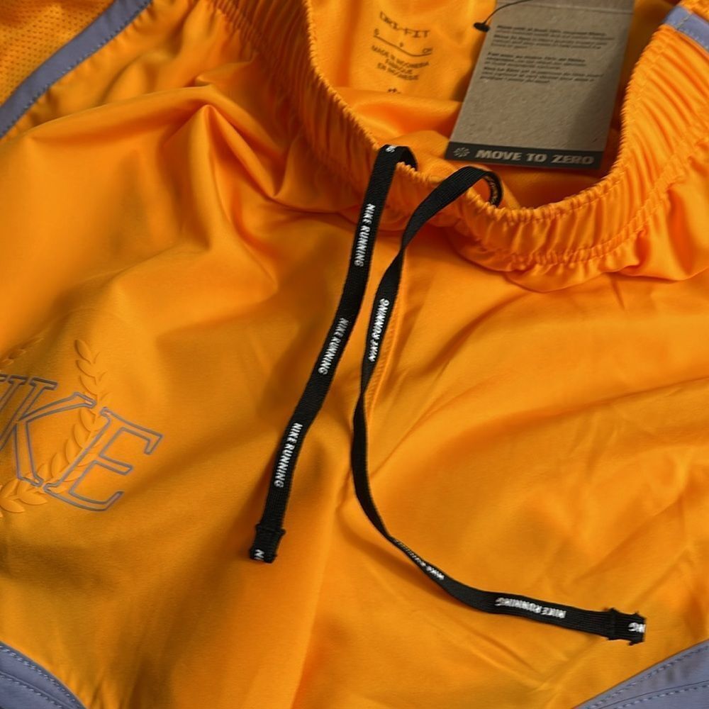 Nike Dri-FIT Tempo Athletic Shorts Mecium NWT Workout Running Gear Track & Field - Picture 8 of 12